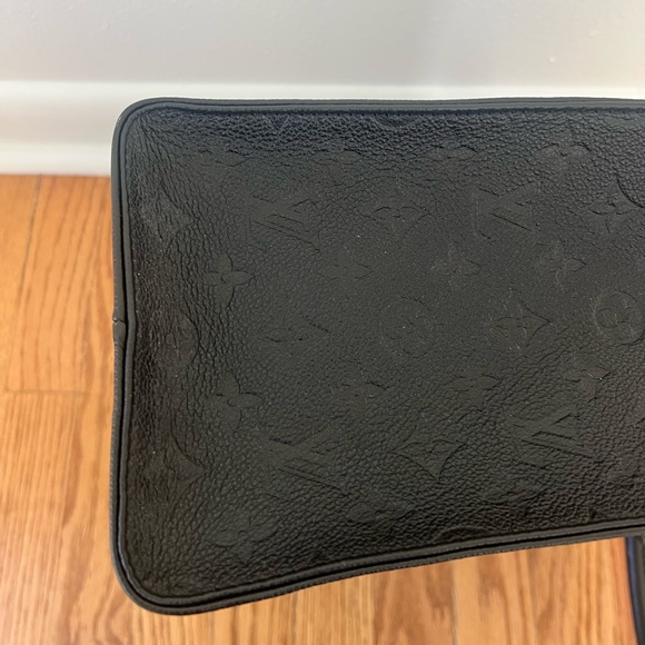 Louis Vuitton On The Go black monogram Empreinte
No Wear
Like new - Picture 13 of 14